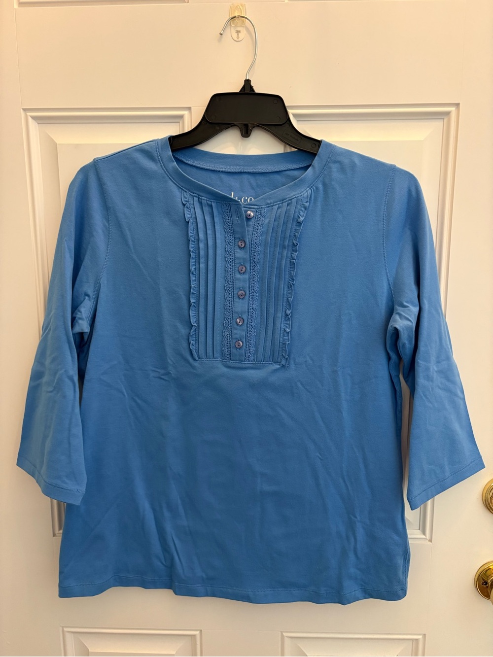 Women's Light Blue Pintuck Button-Front 3/4 length Sleeve Tee